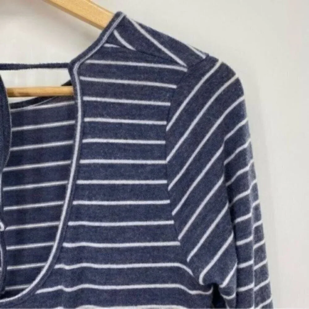 Modcloth Peplum Top Blue White Striped Knit - Picture 10 of 11